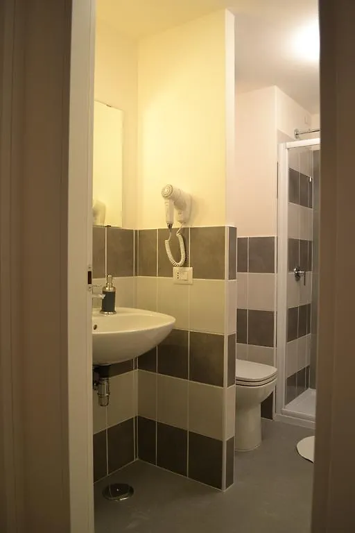 Arthouse Termini Hotel Rome 2*,
