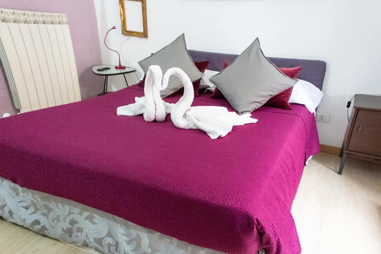 Arthouse Termini Hotel Rome 2*,